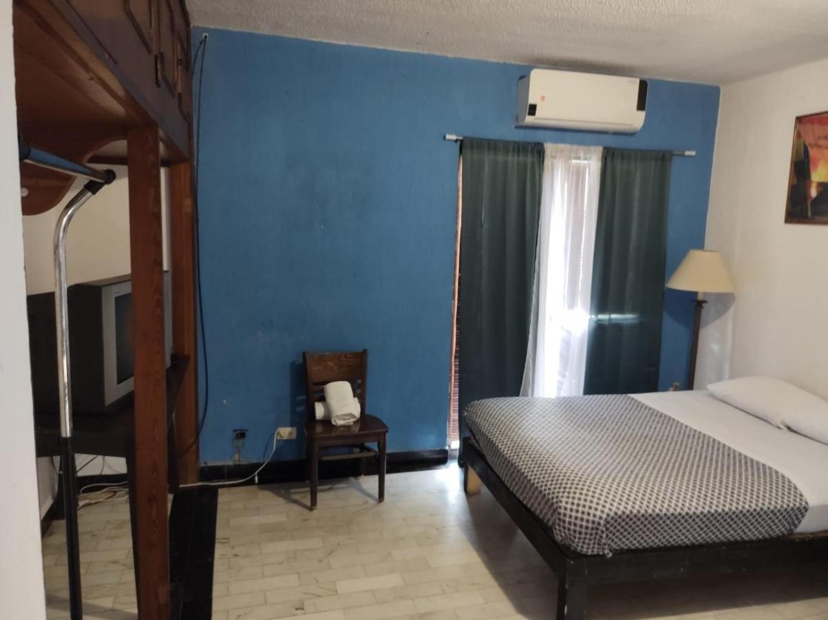 מונטריי Antique Hotel Boutique Barrio Antiguo מראה חיצוני תמונה