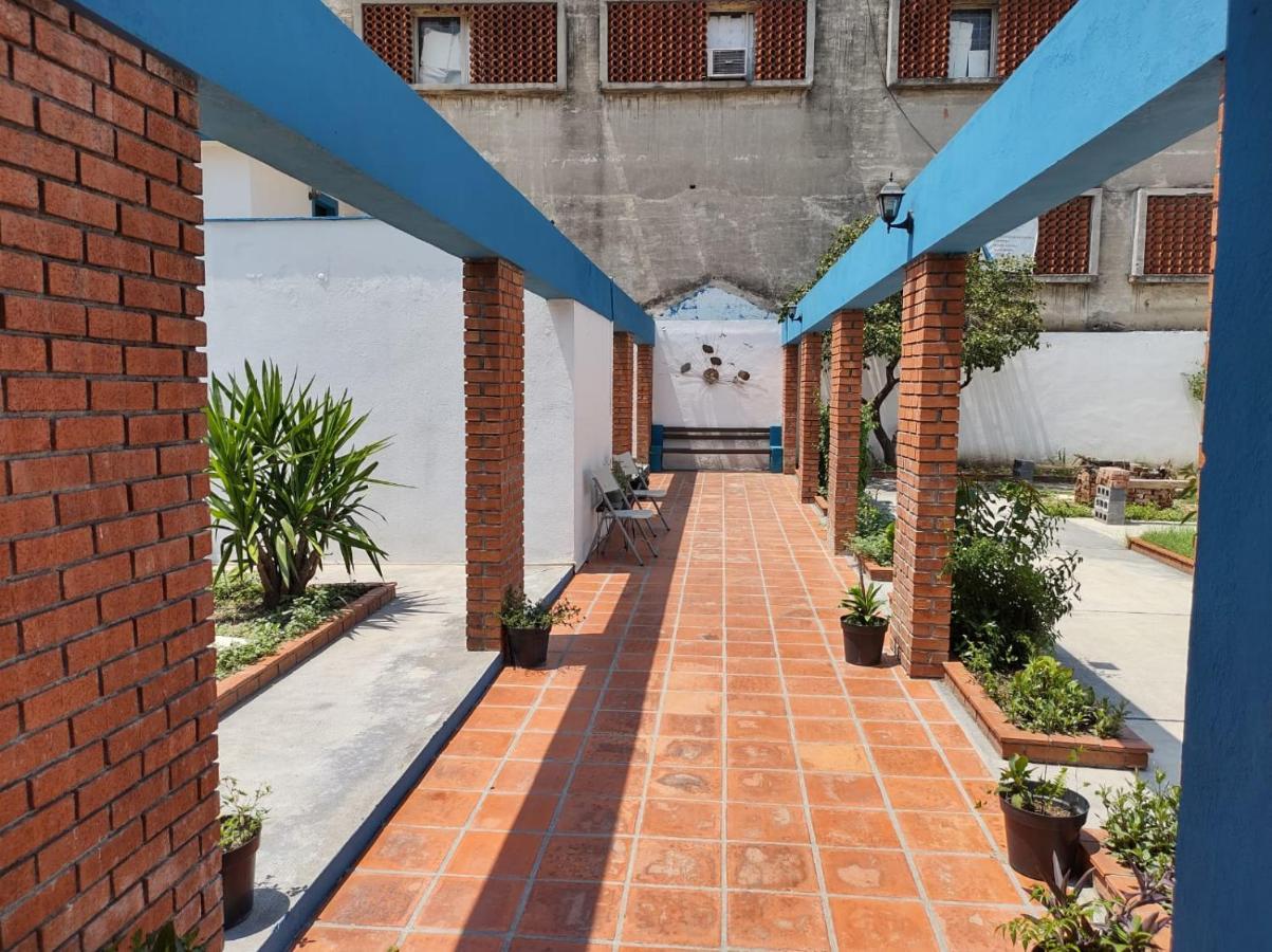 מונטריי Antique Hotel Boutique Barrio Antiguo מראה חיצוני תמונה