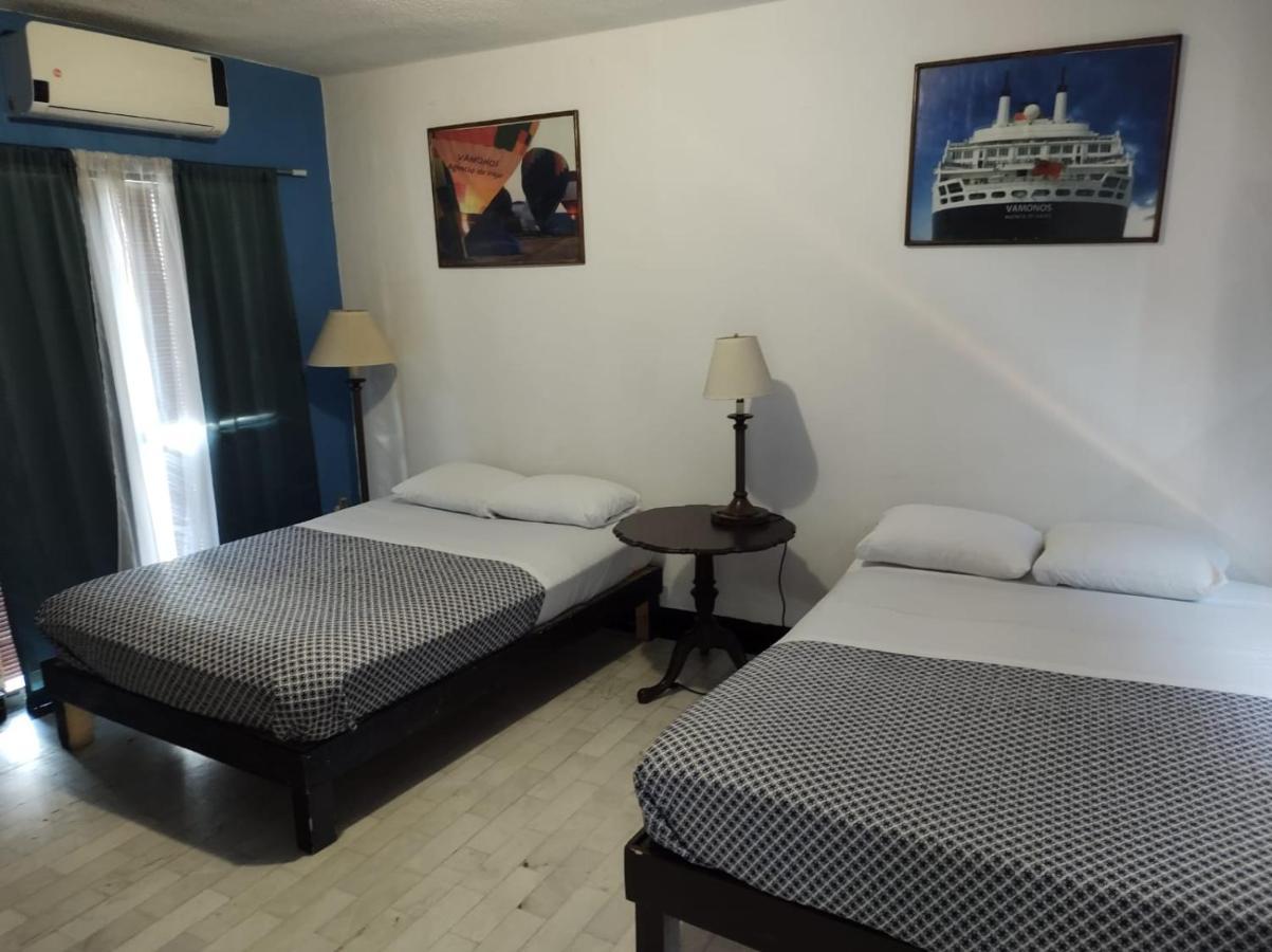מונטריי Antique Hotel Boutique Barrio Antiguo מראה חיצוני תמונה